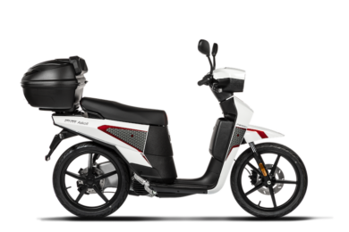 Askoll NGS3 e Helmo Milano insieme per uno scooter super glamour