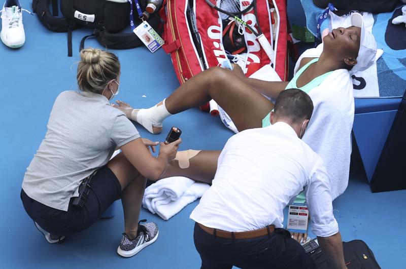 Sara Errani da sogno: batte la Williams. Camila Giorgi, addio Australian Open