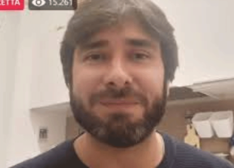 Rousseau, ok a Draghi con il 59,3%. Di Battista lascia il M5S. Video Rousseau, ok a Draghi con il 59,3%. Di Battista lascia il M5S. Video
