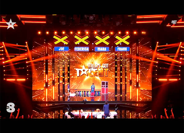 Italia’s Got Talent, Superman Giustino è il Golden Buzzer di Frank Matano Italia’s Got Talent, Superman Giustino è il Golden Buzzer di Frank Matano