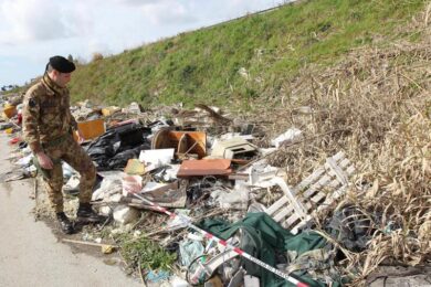 Colpo nella terra dei fuochi, ricchezze sproporzionate frutto del traffico illecito di rifiuti: confisca da 205 milioni ai fratelli Pellini