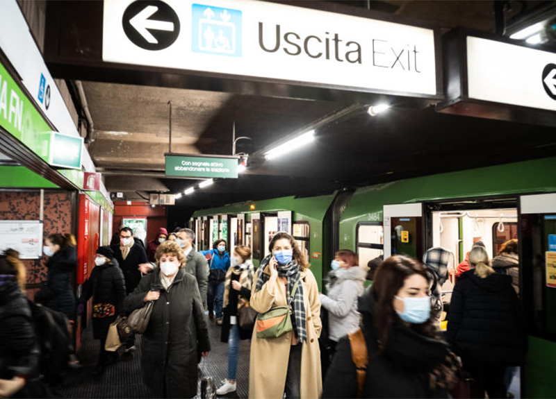Covid: in Lombardia 2.526 nuovi casi, decessi +47, tasso positività 6,5% Covid: in Lombardia 2.526 nuovi casi, decessi +47, tasso positività 6,5%