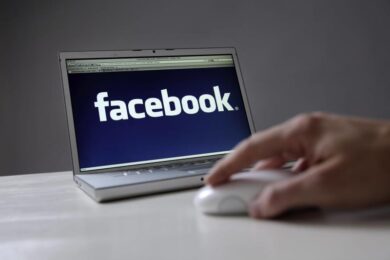 Facebook attiva anche in Italia la funzione “registrazione per giornalisti”