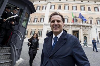 Fisco, Lega: “Draghi parta dalla Flat Tax. Una bandiera che non si ammaina”