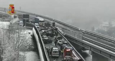 Incidente sulla Torino-Bardonecchia: due vittime e 25 auto coinvolte