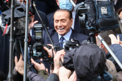 Berlusconi: “Draghi ha fatto bene a scegliere in autonomia”