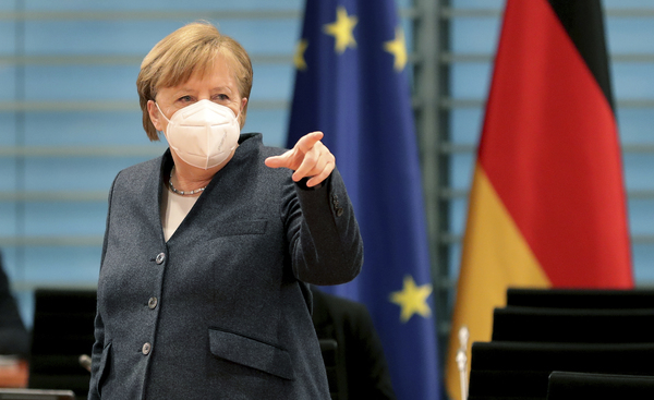 Coronavirus, documento Merkel-Biden. “Variante inglese? Letalità, più 20-30%” Coronavirus, documento Merkel-Biden. “Variante inglese? Letalità, più 20-30%”