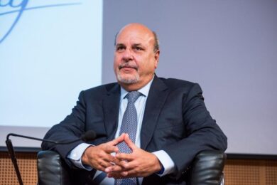 Alan Friedman bandito da Rai 1. Coletta: “Ho chiesto di non ospitarlo più”