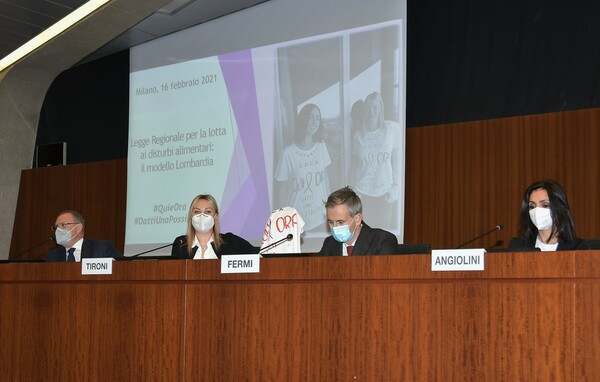 Ambra Angiolini testimonial per la Prevenzione e la cura dei disturbi della nutrizione e dell’alimentazione.