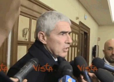 Casini ricoverato in ospedale per Covid: non voterà la fiducia a Draghi