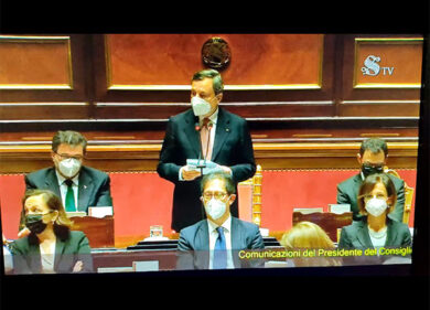 Mario Draghi in Senato, ecco il lapsus sulle terapie intensive. VIDEO