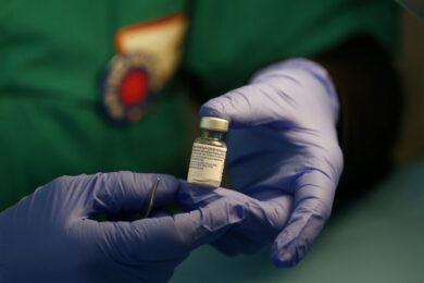 Covid, al via vaccini per forze dell’ordine: 1000 al giorno in Ospedale Fiera