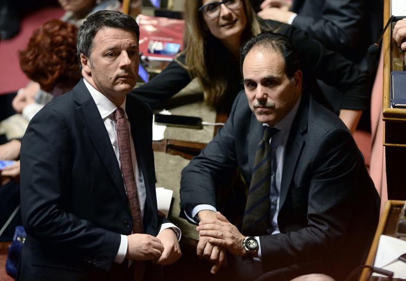 Pd, il gruppo coi grillini traballa. Spaccatura tra i dem. Mossa pro Renzi? Pd, il gruppo coi grillini traballa. Spaccatura tra i dem. Mossa pro Renzi?
