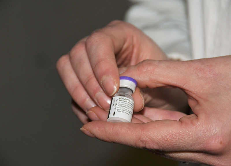 Vaccino, ecco il contratto con la UE: Pfizer dovrà mostrarlo in Tribunale Vaccino, ecco il contratto con la UE: Pfizer dovrà mostrarlo in Tribunale