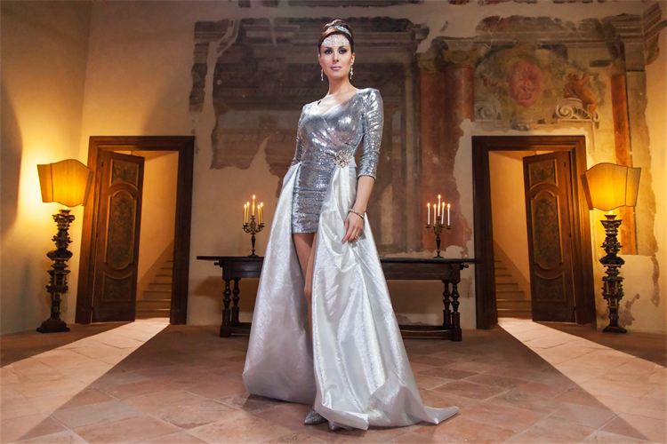 Isabelle Adriani, da Hollywood al fantasy:”Il mio libro? Dedicato a chi sogna”