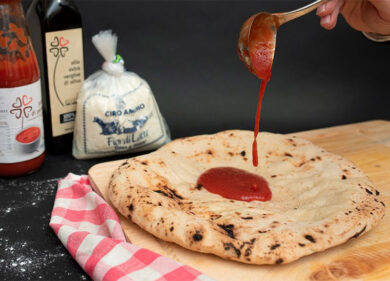 Con la base di Ciro Amodio è più facile fare la pizza artigianale a casa