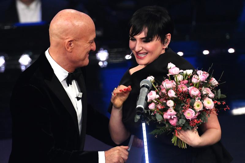 Arisa si sposa con Andrea Di Carlo (data del matrimonio). E Brignano… Gossip Arisa si sposa con Andrea Di Carlo (data del matrimonio). E Brignano… Gossip