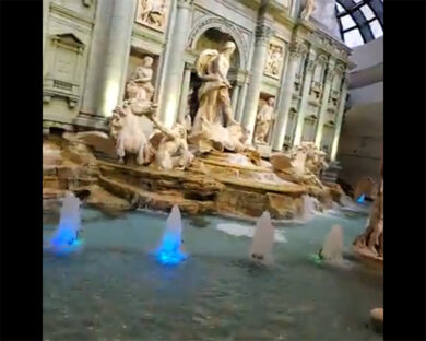 Seul, nella stazione spunta la replica della Fontana di Trevi