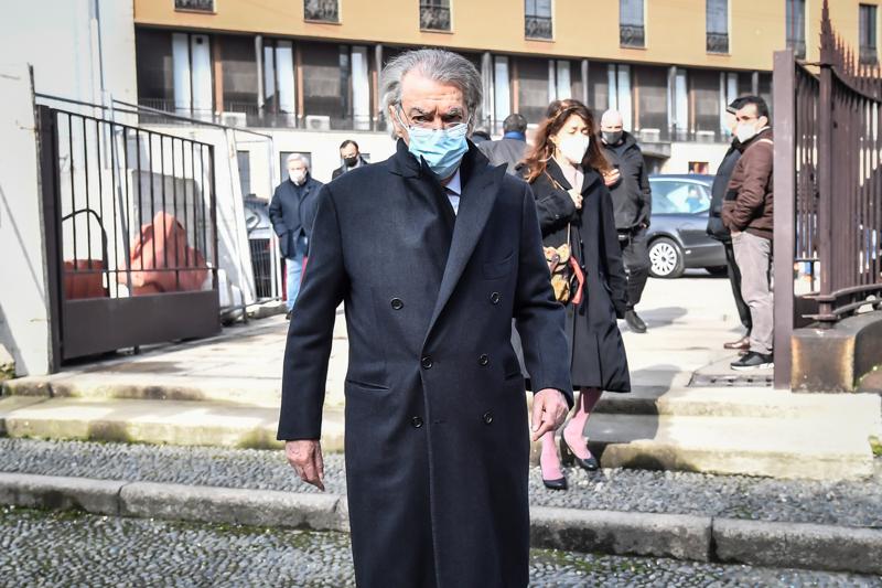 Milano, i funerali di Mario Bellugi. FOTO