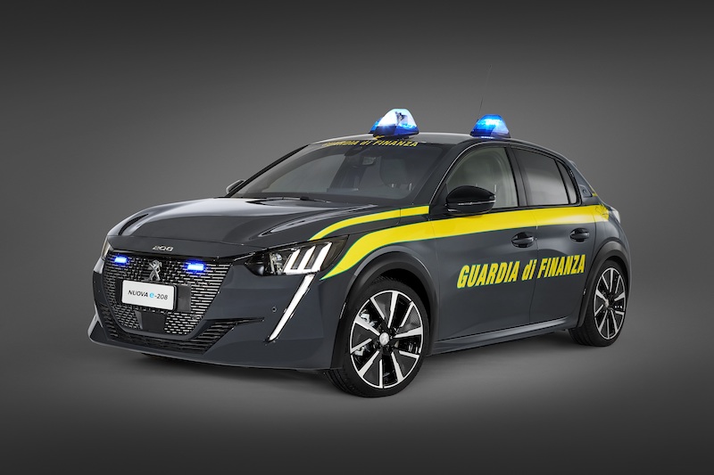 Peugeot e Guardia di Finanza collaborano per una mobilità 100% green Peugeot e Guardia di Finanza collaborano per una mobilità 100% green