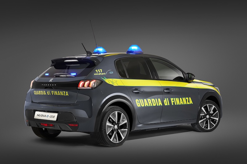 Peugeot e Guardia di Finanza collaborano per una mobilità 100% green Peugeot e Guardia di Finanza collaborano per una mobilità 100% green