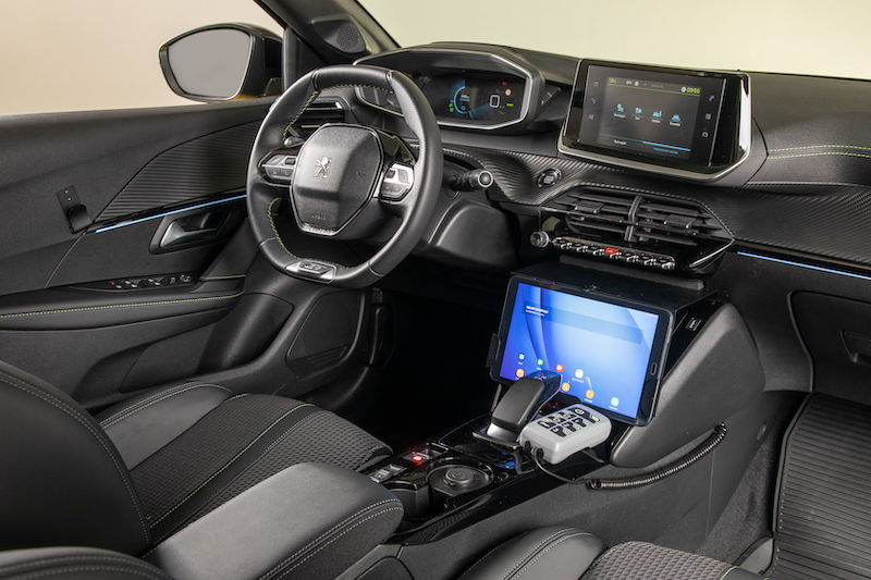 Peugeot e Guardia di Finanza collaborano per una mobilità 100% green Peugeot e Guardia di Finanza collaborano per una mobilità 100% green