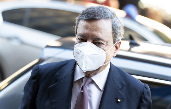 Galleria foto 'Sondaggio governo Draghi (e partiti), che numeri! Colpo di scena inatteso…' - foto 1