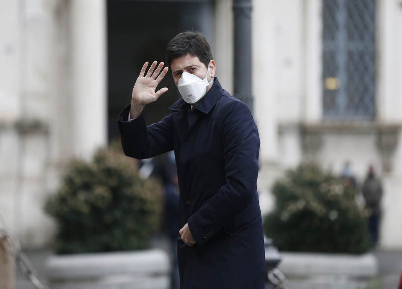 Coronavirus, Roberto Speranza: “Non ci sono le condizioni per riaprire” Coronavirus, Roberto Speranza: “Non ci sono le condizioni per riaprire”