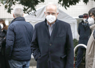 Il Pd di Zingaretti traballa, Veltroni: “Il Pd smetta di gestire il potere”