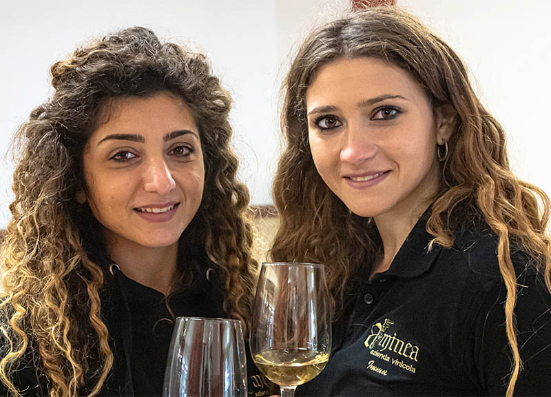 Aminea, l’inno alla vita nei vini della cantina di Imma e Antonia Tortora Aminea, l’inno alla vita nei vini della cantina di Imma e Antonia Tortora
