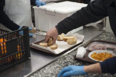 Milano, la lotta alla povertà va di pari passo con quella allo spreco di cibo