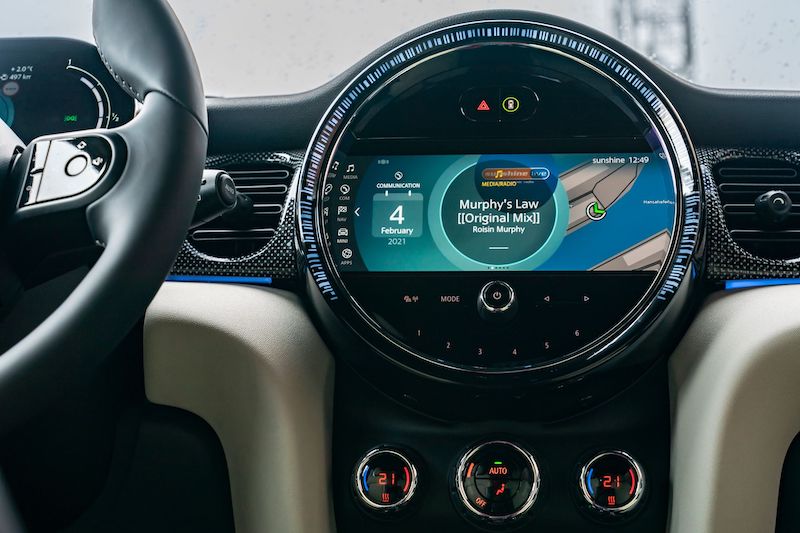 Mini presenta la nuova 5 porte Mini presenta la nuova 5 porte