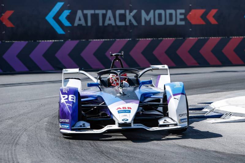 Il primo E-Prix di Diriyah va alla Mercedes di De Vries Il primo E-Prix di Diriyah va alla Mercedes di De Vries