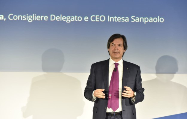 Intesa, Messina riorganizza il retail: 4 direzioni regionali a manager ex Ubi Intesa, Messina riorganizza il retail: 4 direzioni regionali a manager ex Ubi