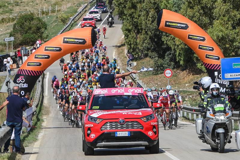 Toyota è Mobility Partner della 104esima edizione del Giro d’Italia Toyota è Mobility Partner della 104esima edizione del Giro d’Italia