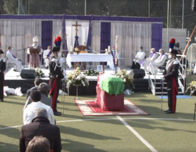 Attanasio, ultimo saluto a Limbiate. Alle esequie suo vocale: “Viva l’Italia”