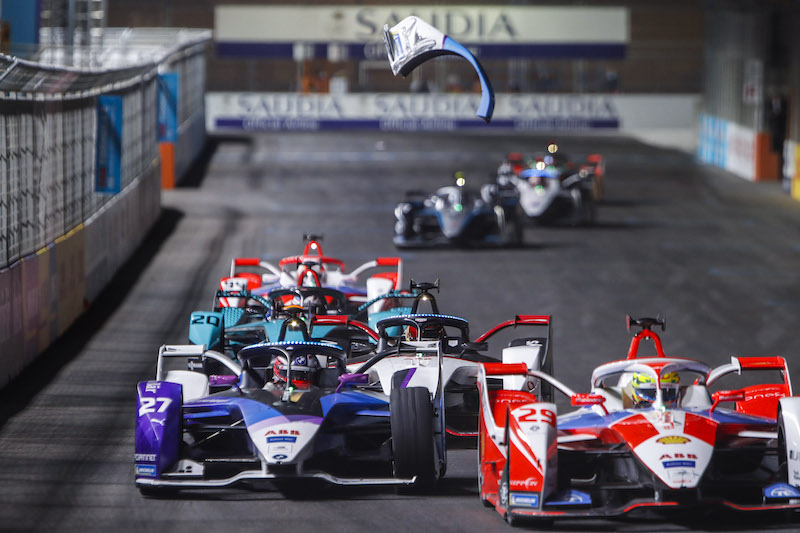 E-Prix, Bird si aggiudica Gara 2 a Diriyah E-Prix, Bird si aggiudica Gara 2 a Diriyah