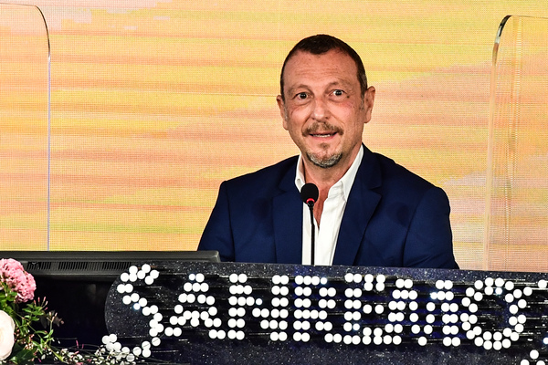 Sanremo 2021, Amadeus: “Laura Pausini super ospite. Lady Gaga…”