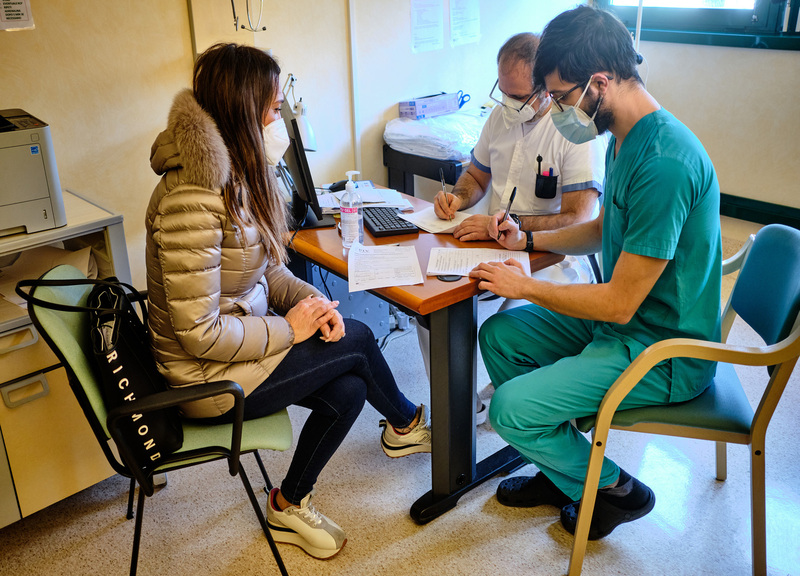 Vaccini, “non solo medici, ma anche tutele per gli assistenti”. L’appello Vaccini, “non solo medici, ma anche tutele per gli assistenti”. L’appello