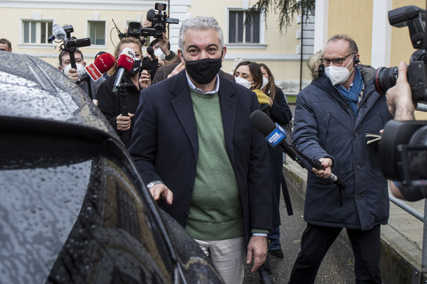 “E pure Arcuri se lo semo levato dai…”, l’addio dei social all’uomo di Conte