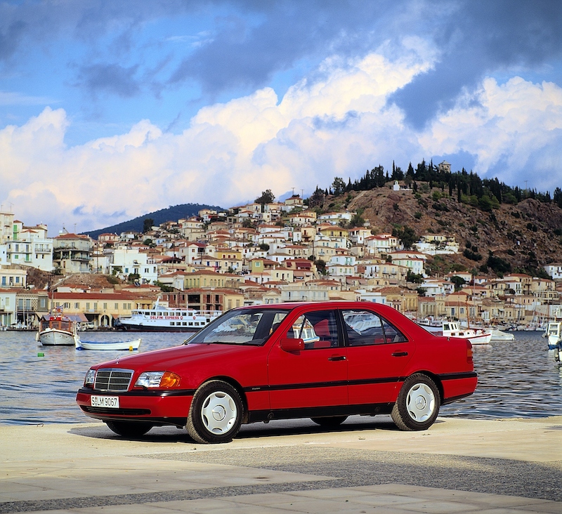 Mercedes-Benz Classe C: una storia tutta da raccontare Mercedes-Benz Classe C: una storia tutta da raccontare