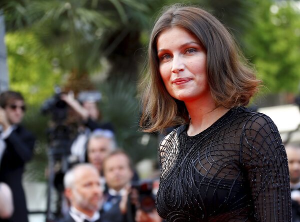 Stefano Accorsi festeggia i 50 anni: Laetitia Casta, Bianca Vitali, gli anni difficili in Francia e… Stefano Accorsi festeggia i 50 anni: Laetitia Casta, Bianca Vitali, gli anni difficili in Francia e…