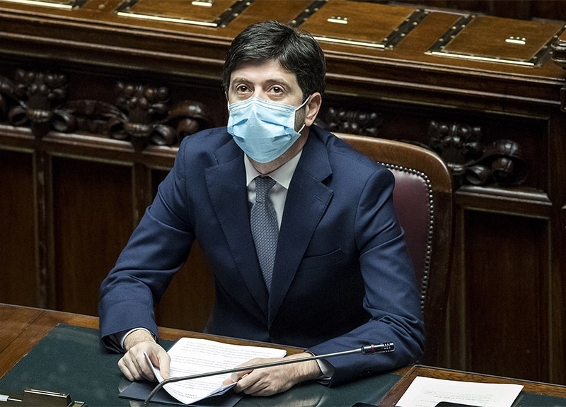 Dpcm, mezza Italia in zona rossa.Coprifuoco anticipato. Poi solo il lockdown Dpcm, mezza Italia in zona rossa.Coprifuoco anticipato. Poi solo il lockdown