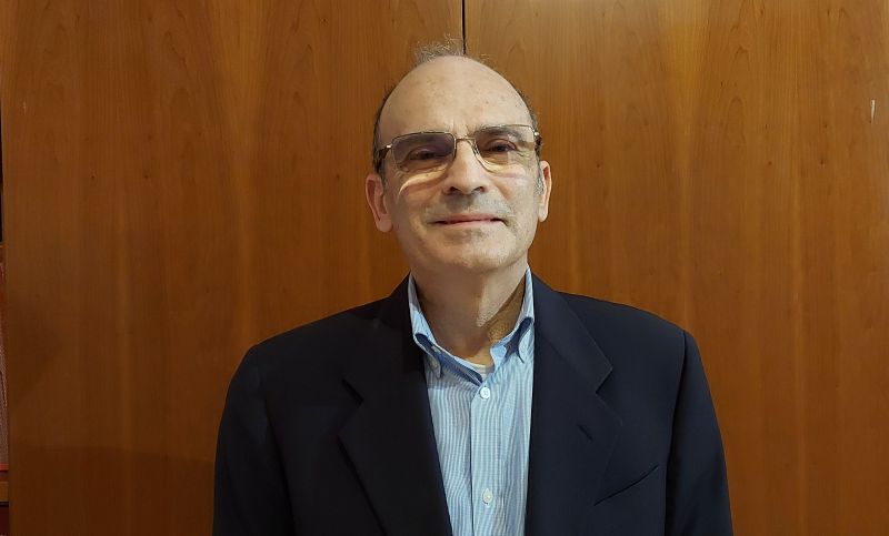 Lucio Dalla, “ragnino peloso in perizoma che faceva miracoli col pianoforte” Lucio Dalla, “ragnino peloso in perizoma che faceva miracoli col pianoforte”