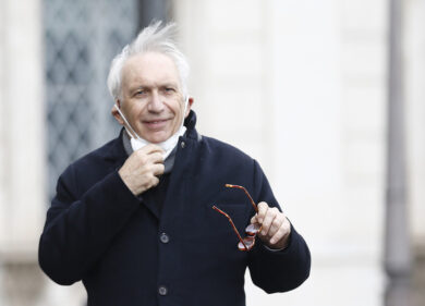 Scuola, “La Dad anche post Covid”. Il ministro Bianchi non vuole rinunciarci