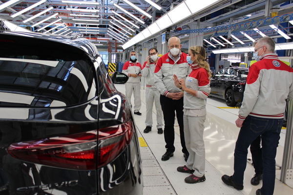 Imparato CEO di Alfa Romeo visita gli stabilimenti di Cassino e Pomogliano Imparato CEO di Alfa Romeo visita gli stabilimenti di Cassino e Pomogliano