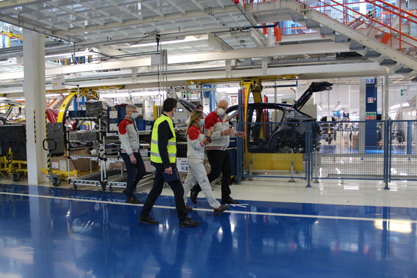Imparato CEO di Alfa Romeo visita gli stabilimenti di Cassino e Pomogliano Imparato CEO di Alfa Romeo visita gli stabilimenti di Cassino e Pomogliano