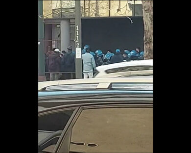 Protesta davanti al Consolato del Senegal a Milano.