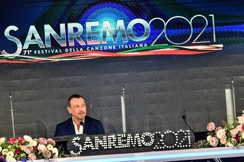 Sanremo 2021, Amadeus: “Non ci sarà un Ama ter”. Fiorello: “Forse a 70 anni” Sanremo 2021, Amadeus: “Non ci sarà un Ama ter”. Fiorello: “Forse a 70 anni”