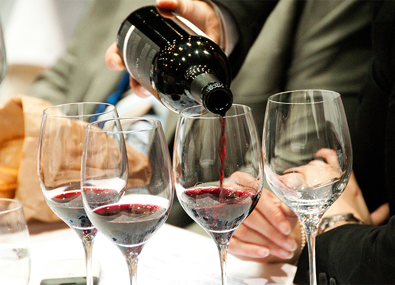 Coldiretti: 6,9 milioni di litri di vino in cantina, serve distillazione Coldiretti: 6,9 milioni di litri di vino in cantina, serve distillazione